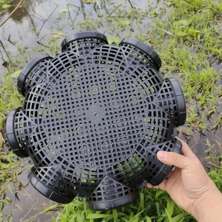 ১ পিস ৮ হোলের আপডেট Outdoor Fishing Cage Basket (8 Hole)